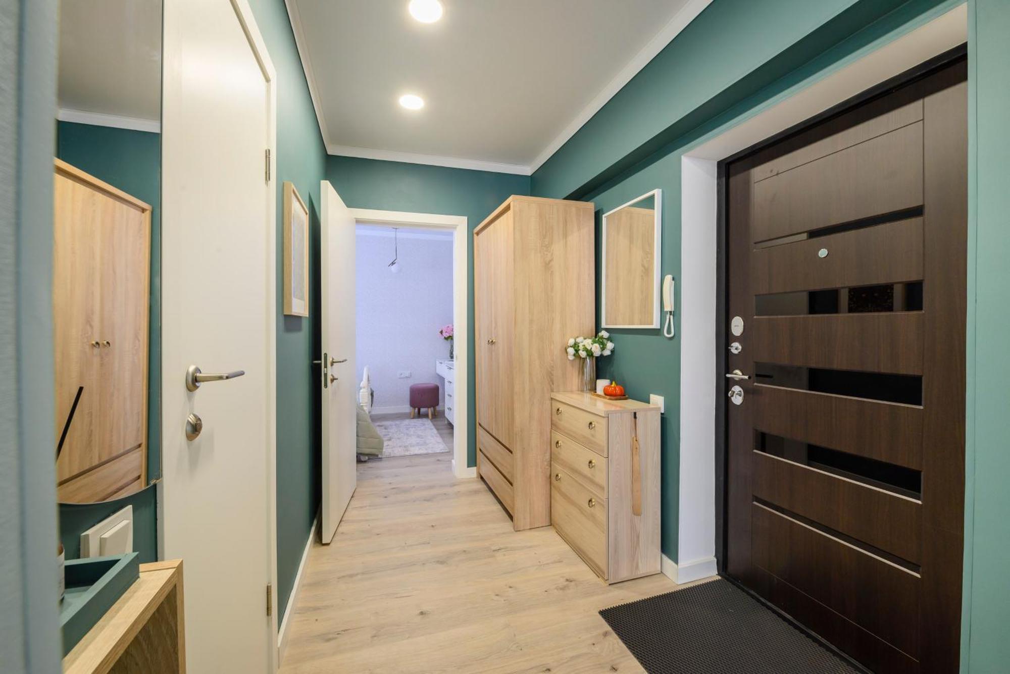 Mid-Century Charm Apartments В Центре Алматы Esterno foto