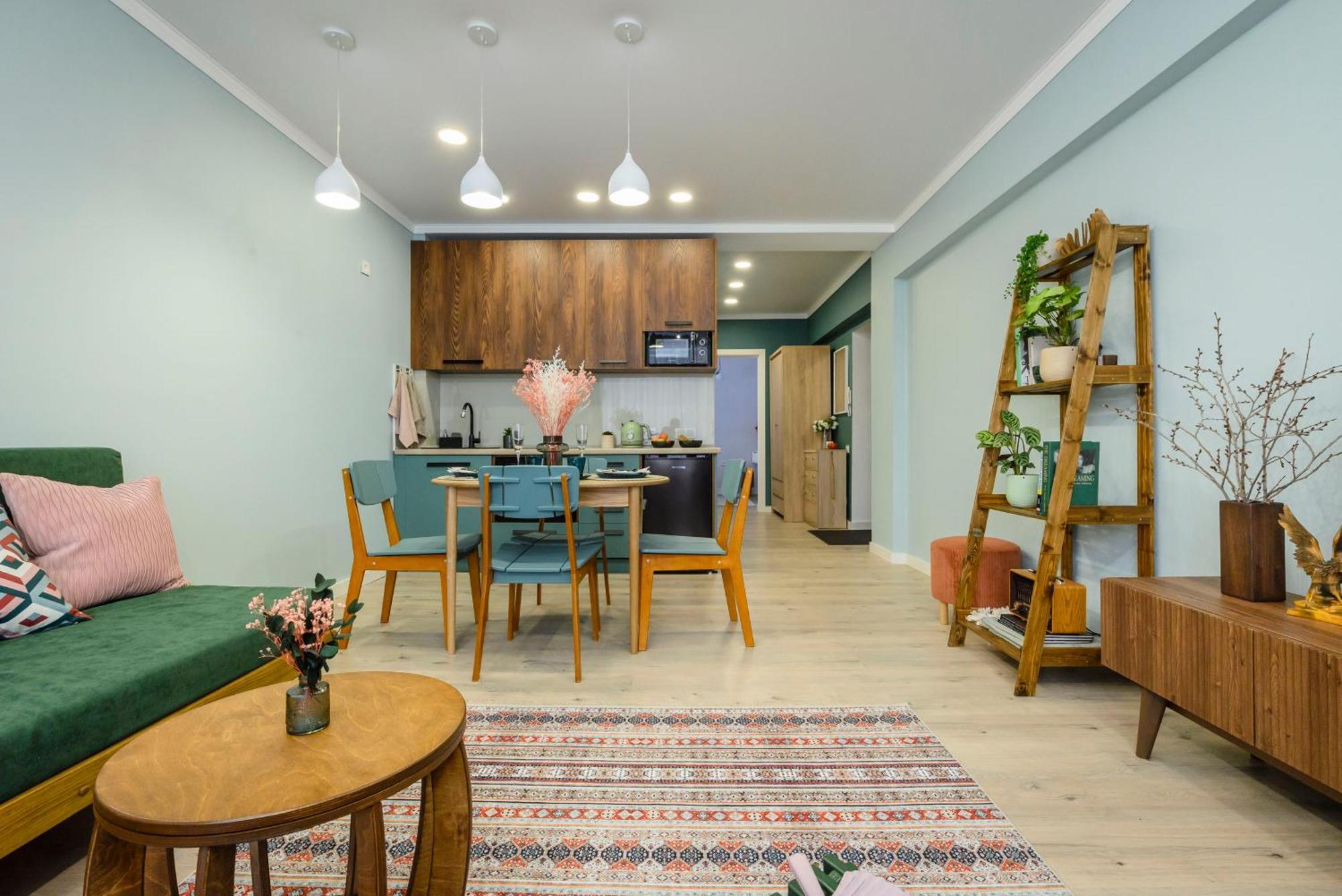 Mid-Century Charm Apartments В Центре Алматы Esterno foto